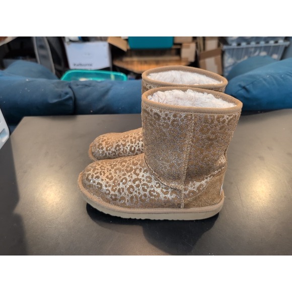 UGG Other - UGG Classic II Glitter Boots Kids Youth 4 Brown Leopard Suede 1112388K